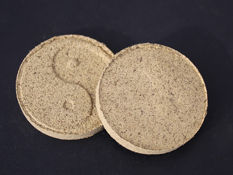 圆形八卦艾绒饼4.5*0.7CM