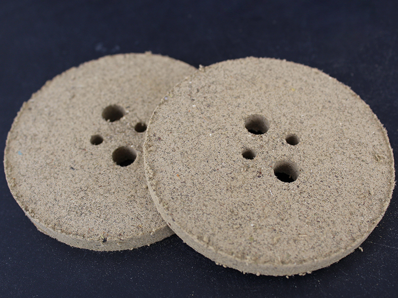 圆形四孔艾饼6.5*0.65CM